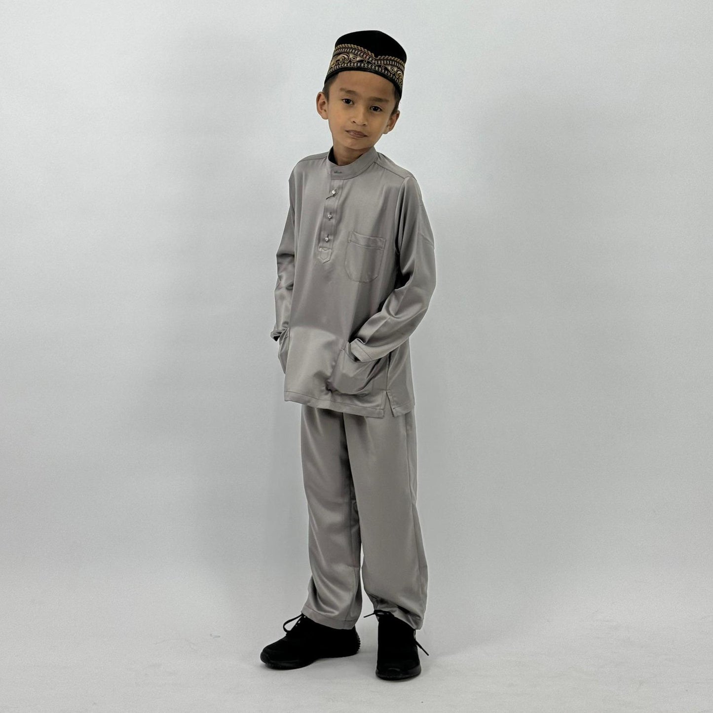 Bentop Baju Melayu Slim Fit Dewasa dan Kanak-kanak [2] Fabric Satin Pocket Family set 1 Crystal butang